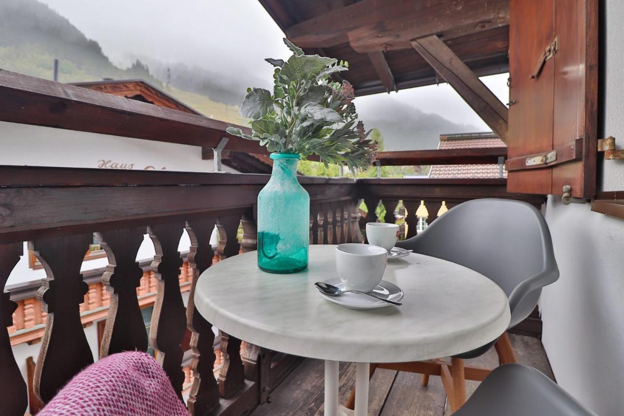 Cafe Schneider Appartments ซังคท์อันทอนอัมอาร์ลแบร์ก ภายนอก รูปภาพ